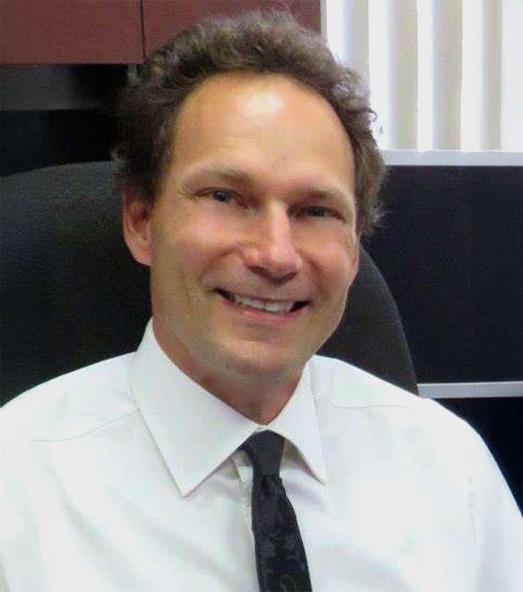 Dr. Frank Petrlich